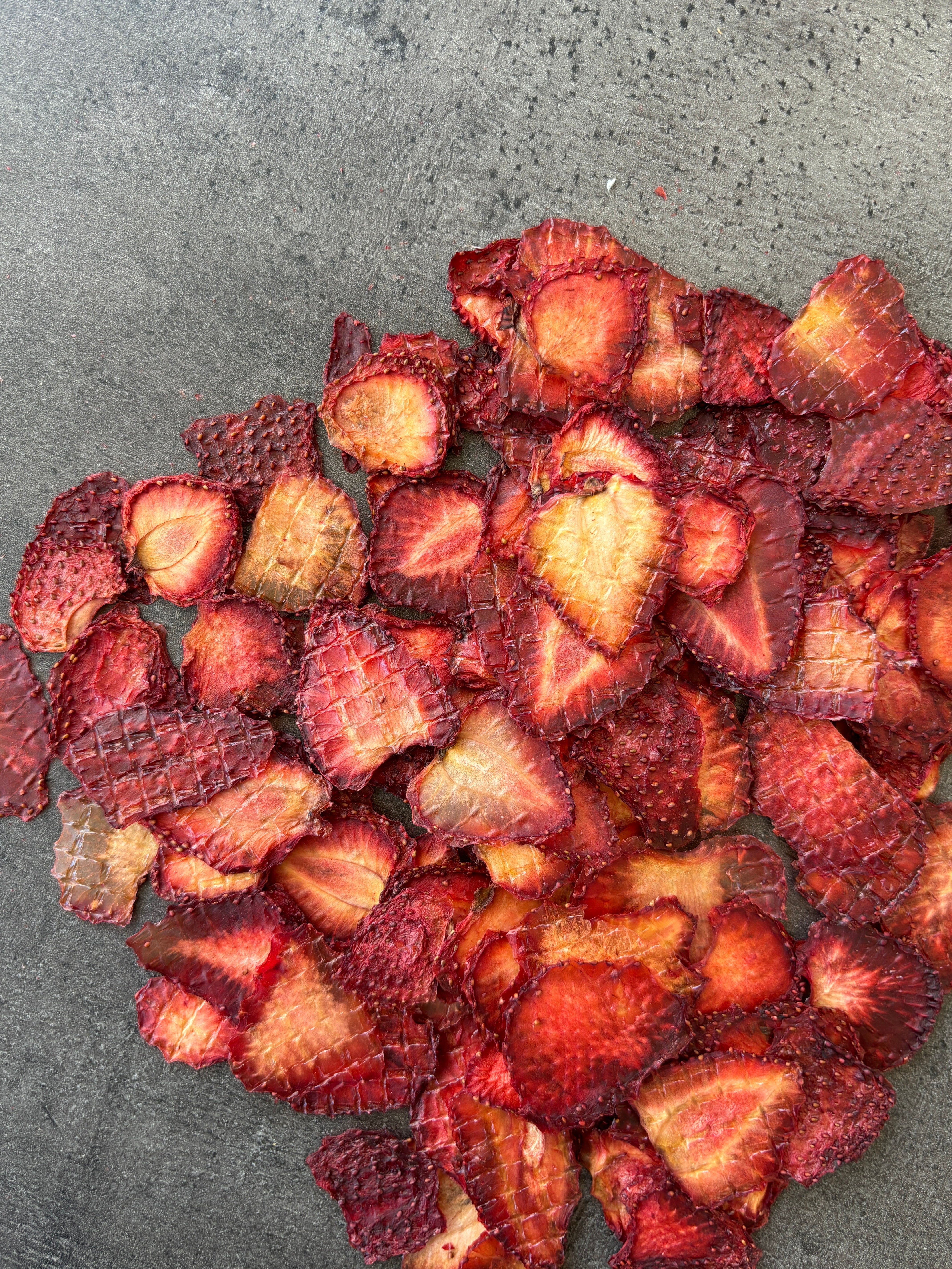 Dried Organic Strawberry Slices, 100% Natural, No Sugar Added