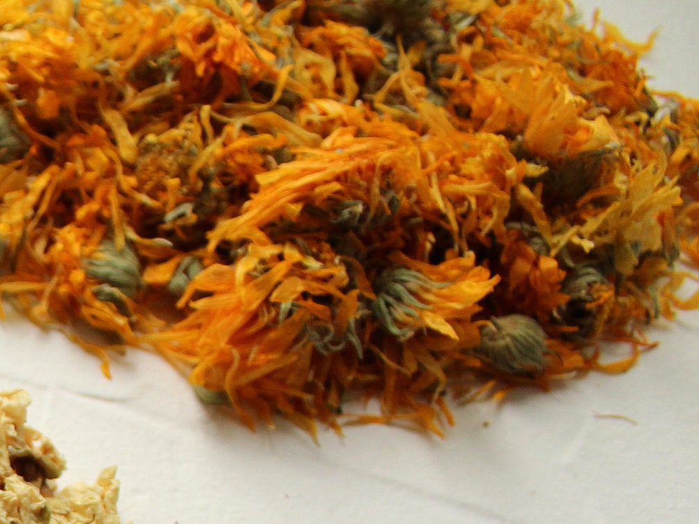 1-10 Cups of Marigold Calendula Flowers Whole, High Quality, Natural, Wild grow, Organic, Biodegraddable, Wedding, Craft, Edible, Confetti
