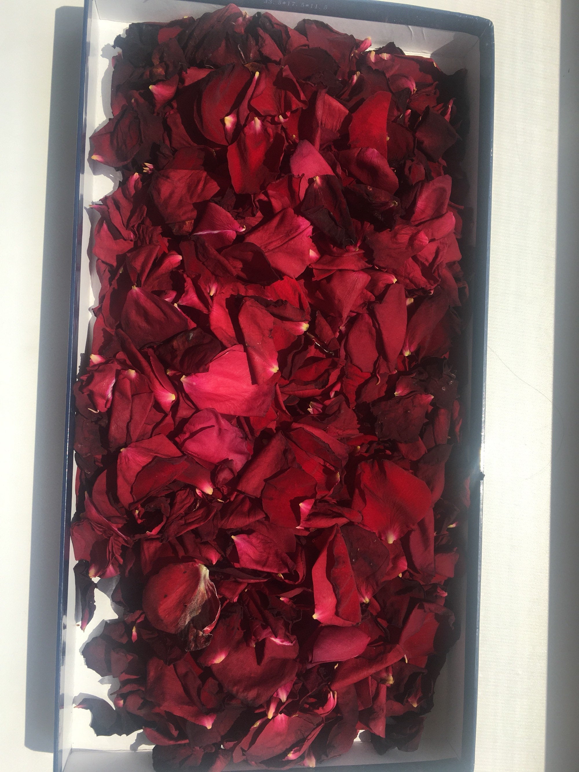 Red rose petals, High Quality, Natural, Organic, Biodegraddable, Wedding, Craft, Edible, Confetti, Wedding toss, Wedding confetti, OZ