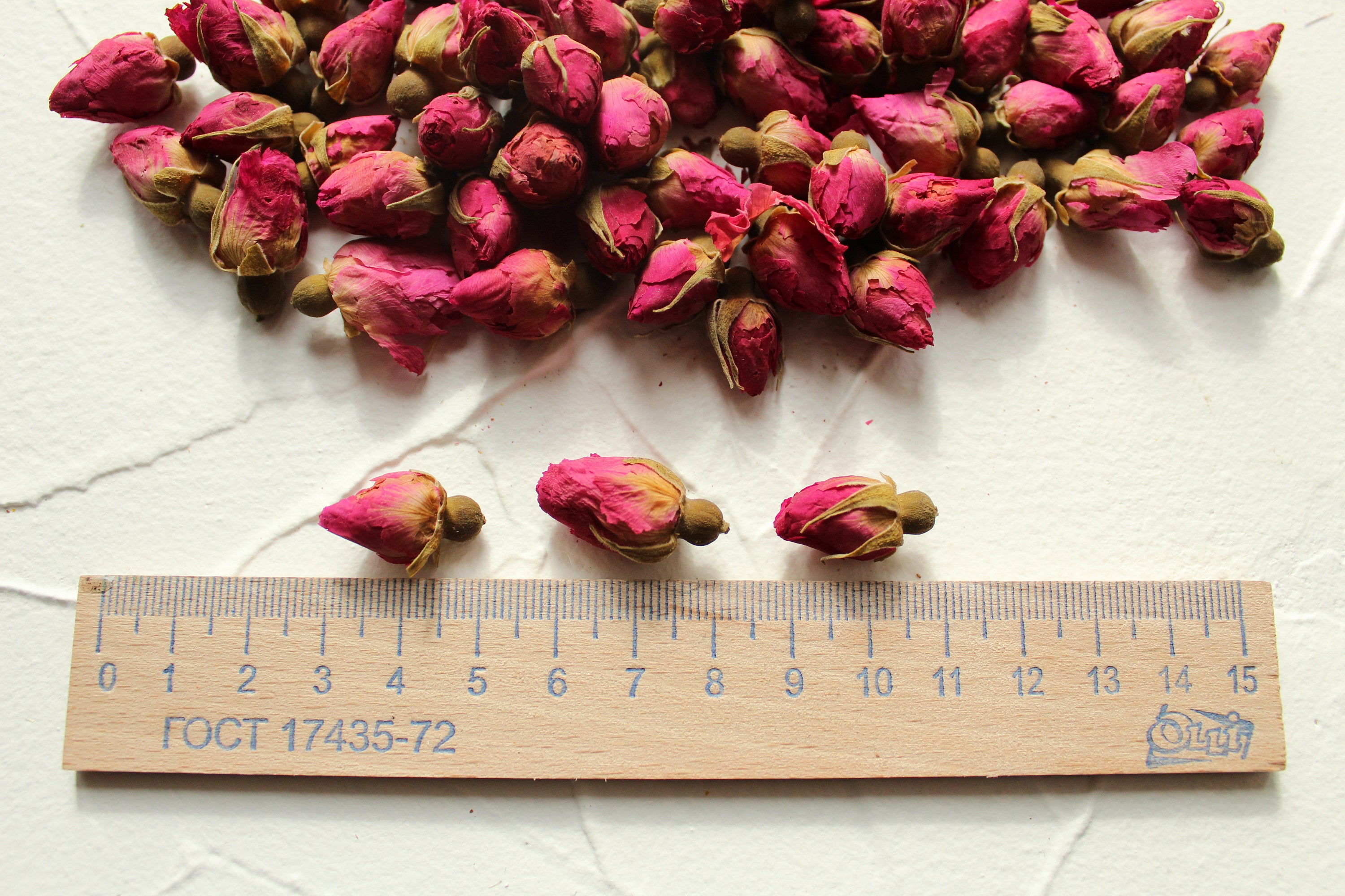 1/2 LB of Red rose buds, High Quality, Natural, Organic, Biodegraddable, Wedding, Craft, Edible, Confetti, Wedding toss, Wedding confetti