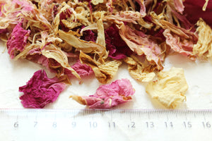 Dried Peony petals, High Quality, Natural, Organic, Biodegraddable, Wedding flowers, Craft, Bath bomb, 250 grams