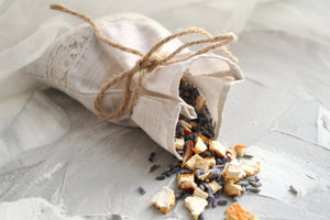 French Lavender Wedding Toss Sachet in Natural Linen Bags. Muslin bags. Scented Sachet. Drawer Sachet