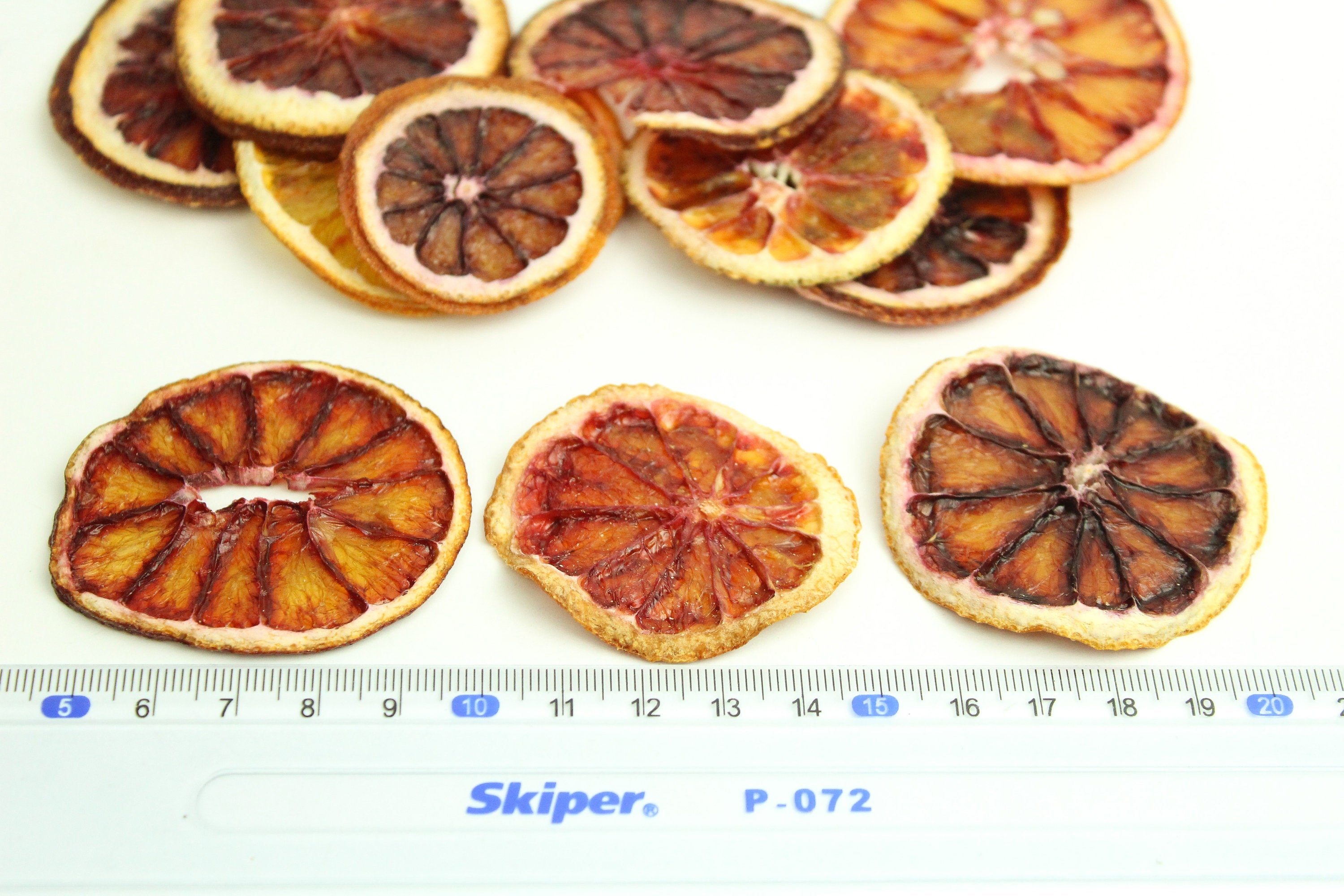 10 pcs of Dried Blood Orange Slices, Organic, 100% Natural, Air-Dried, No artificial colors and additives