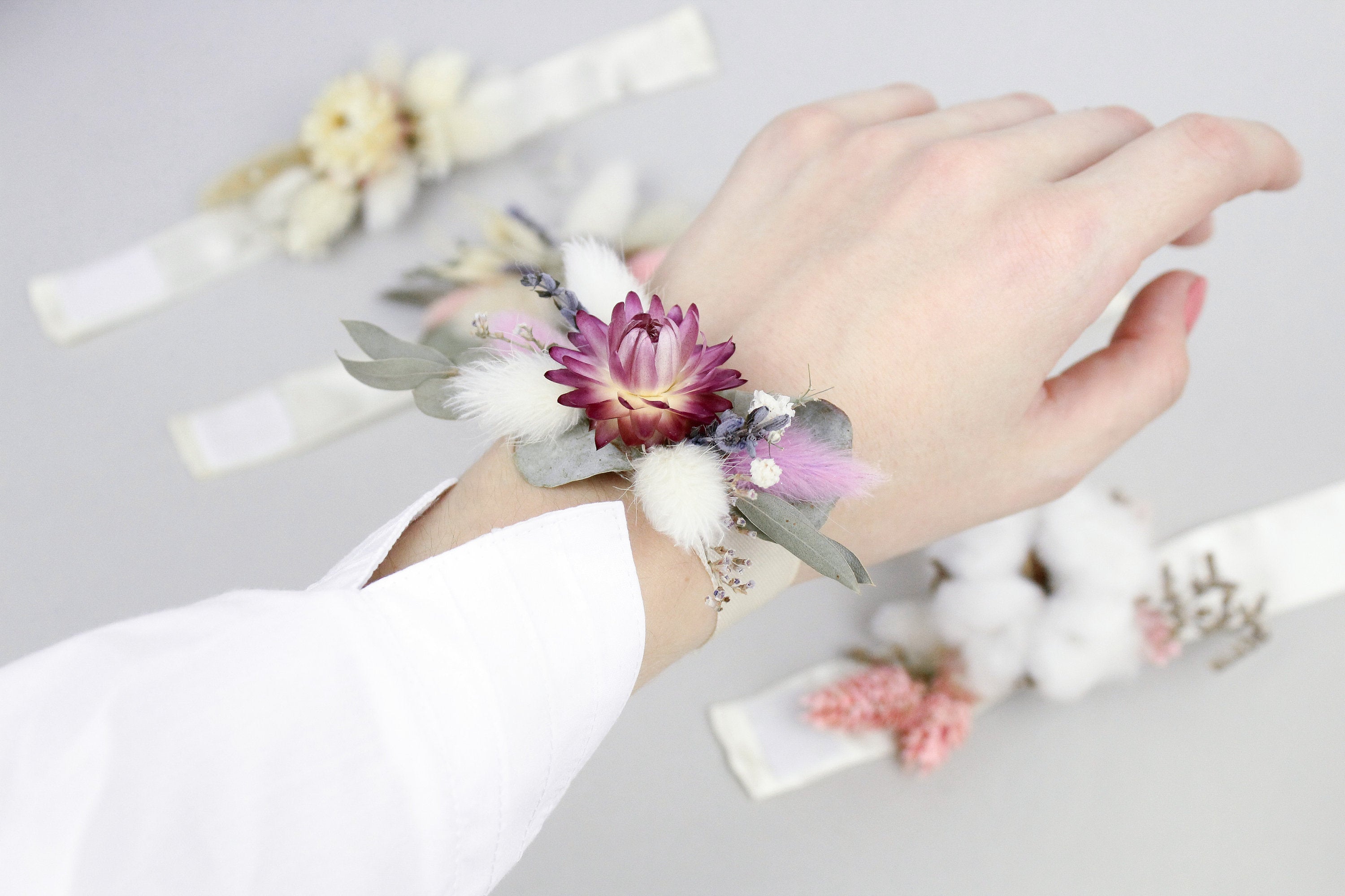 Shades Of Blue Flower Bouquet Wrist Corsage Bracelet – Silverbling.ie